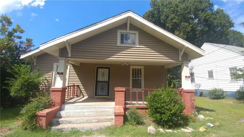 316 Apple St, Burlington, NC 27217