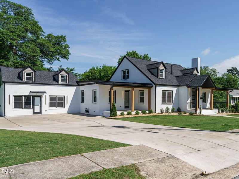 316 Barbour St, Clayton, NC 27520