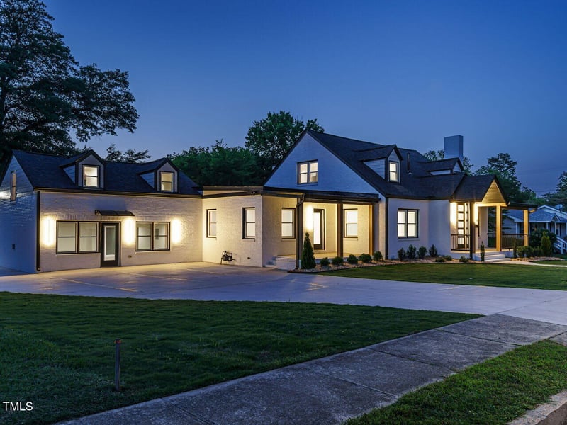 316 Barbour St, Clayton, NC 27520