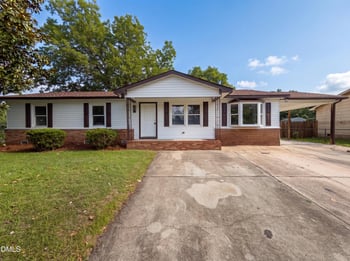 316 Bighorn Dr, Fayetteville, NC 28303