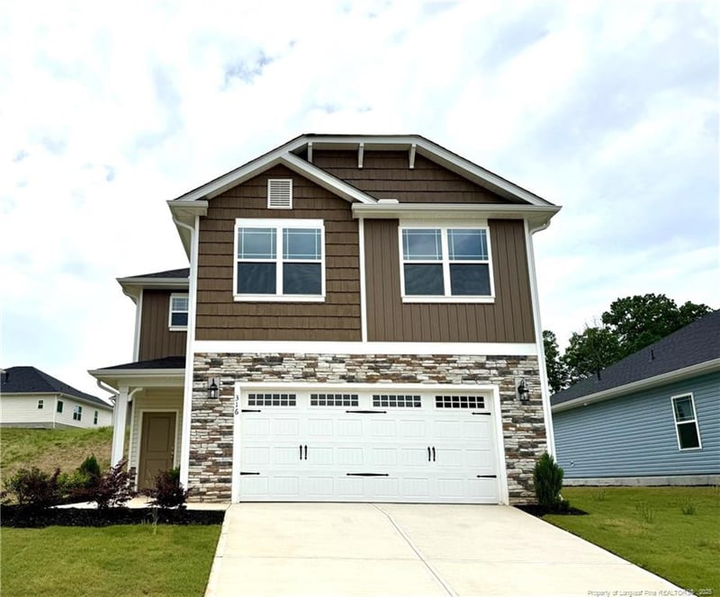 316 Bishop Ln, Sanford, NC 27330