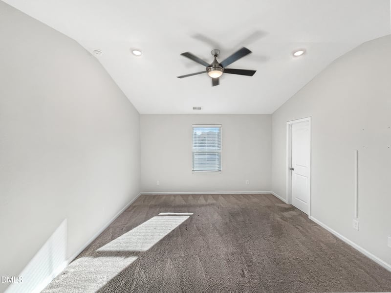 316 Brisk Dr, Zebulon, NC 27597