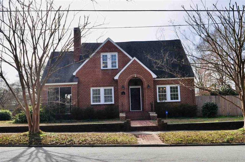 316 E Davis St, Smithfield, NC 27577