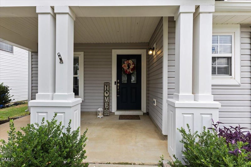 316 Edgecroft Way, Fuquay Varina, NC 27526