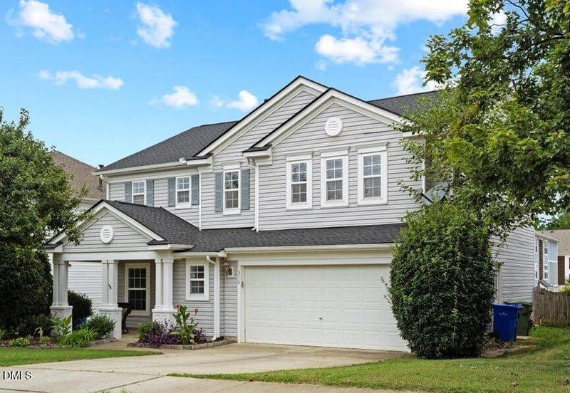 316 Edgecroft Way, Fuquay Varina, NC 27526