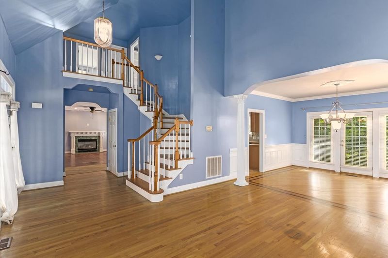 316 Evans Estates Dr, Cary, NC 27513