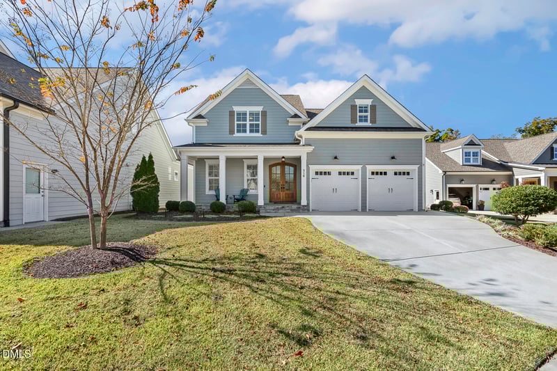 316 Fairway Vista Dr, Holly Springs, NC 27540