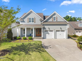 316 Fairway Vista Dr, Holly Springs, NC 27540