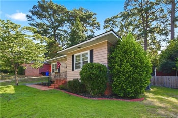 316 Fairwood Ct, Fayetteville, NC 28305