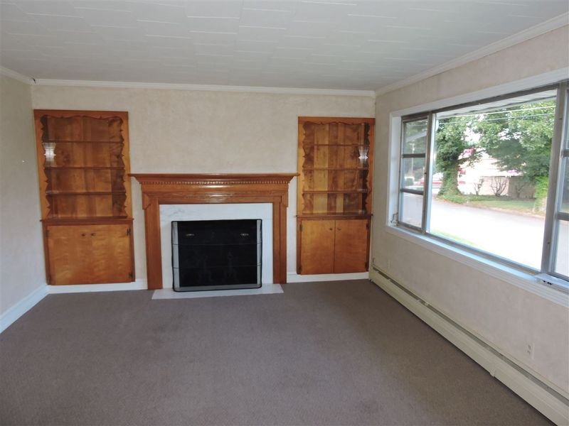 316 Garrett St, Roxboro, NC 27573