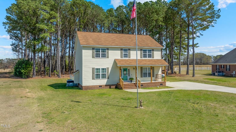 316 Hunters Creek Dr, Goldsboro, NC 27534