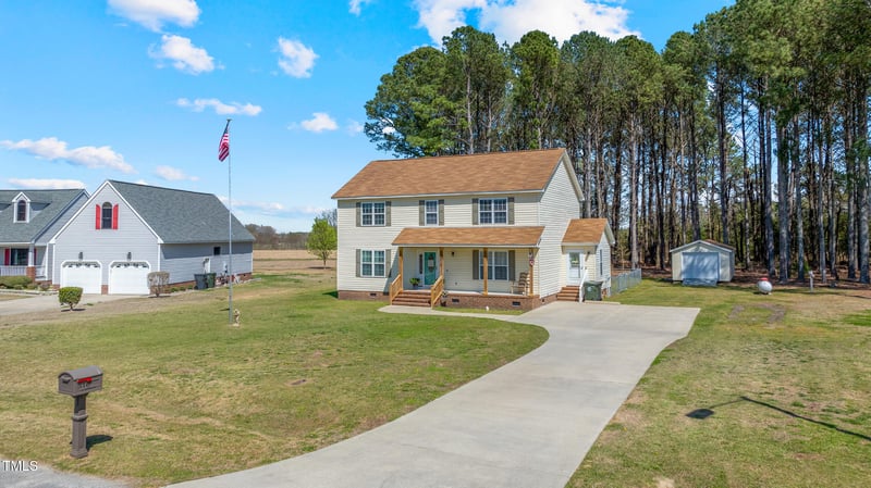 316 Hunters Creek Dr, Goldsboro, NC 27534
