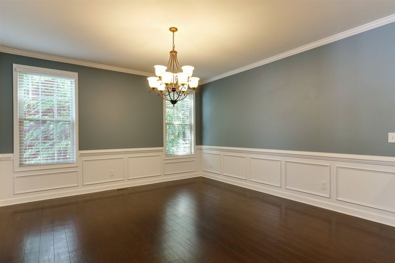 316 Larkhaven Pl, Apex, NC 27539
