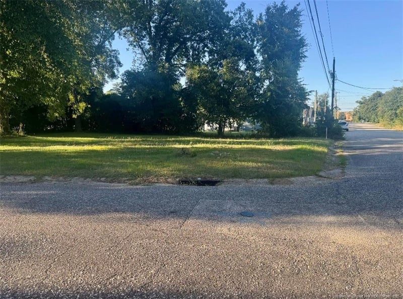 316 Mciver St, Fayetteville, NC 28301