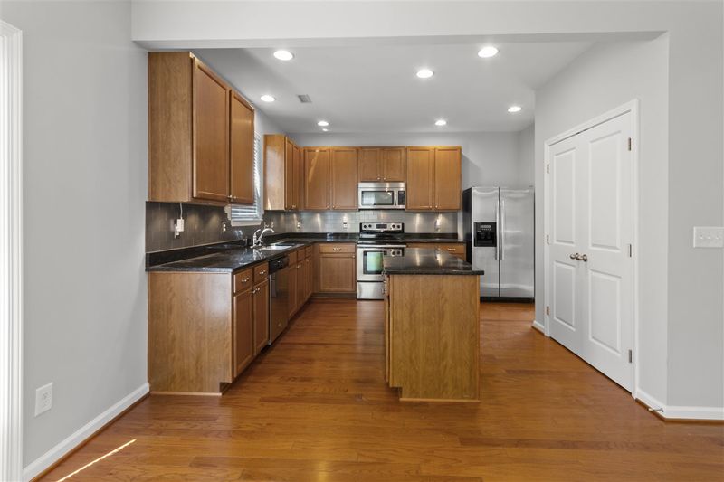 316 Plott Hound Dr, Wake Forest, NC 27587