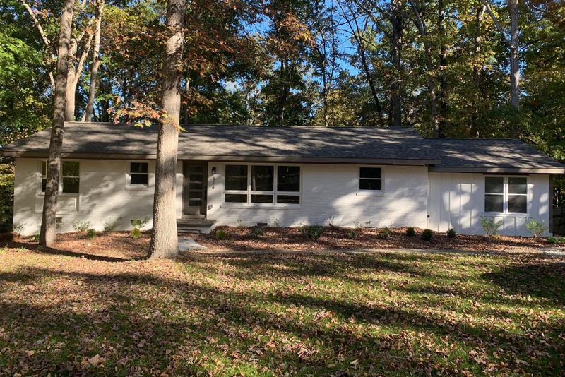 316 Ridgecrest Dr, Chapel Hill, NC 27514