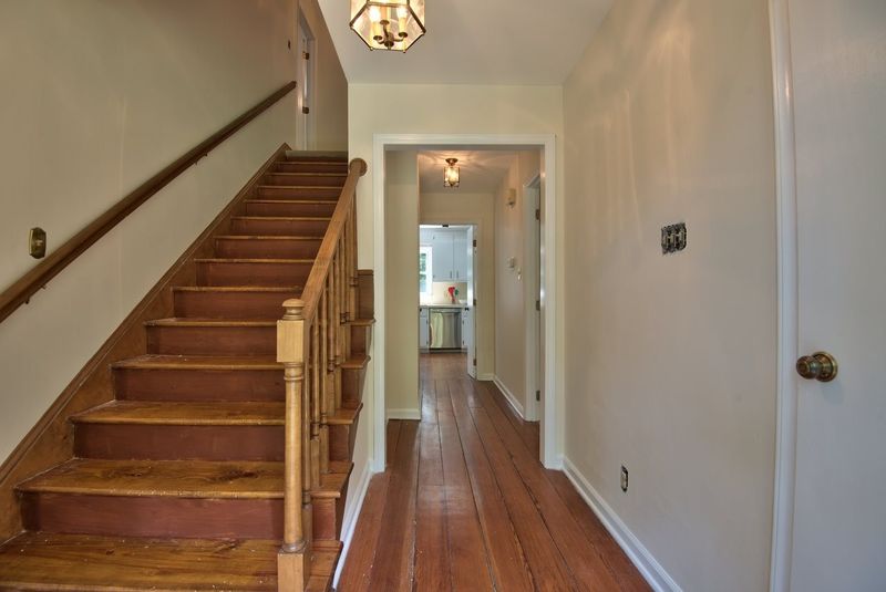 316 S Riverdale Dr, Durham, NC 27712