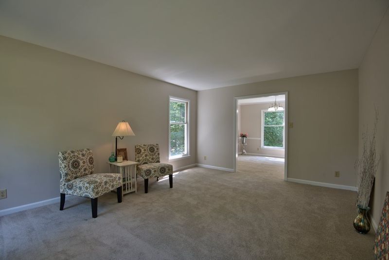 316 S Riverdale Dr, Durham, NC 27712