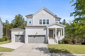 316 Silent Bend Dr, Holly Springs, NC 27540
