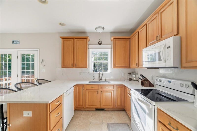 316 Staples Dr, Rolesville, NC 27571