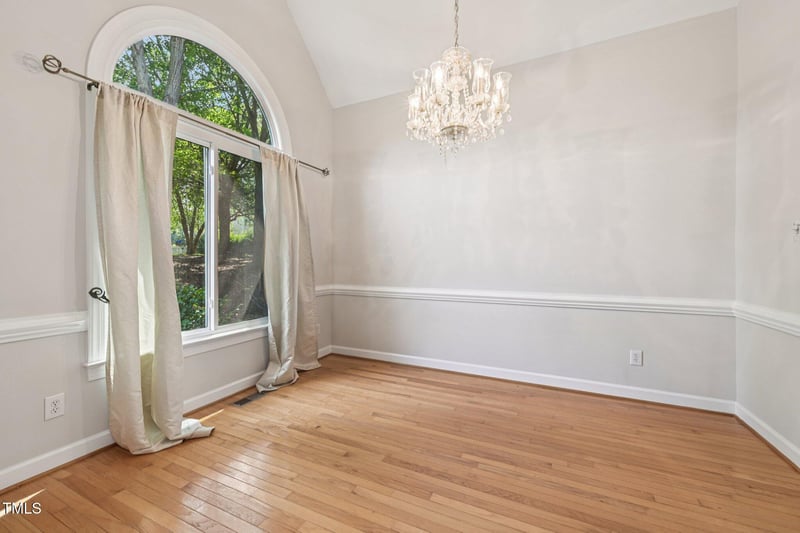 316 Trafalgar Ln, Cary, NC 27513
