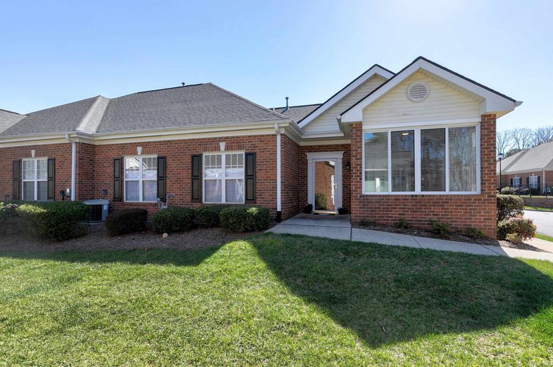 316 Troon Village Ln #-, Cary, NC 27511