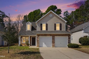 316 Valley Glen Dr, Morrisville, NC 27560