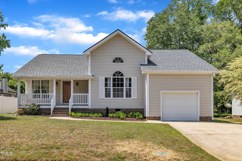 316 Waterford Dr, Clayton, NC 27520