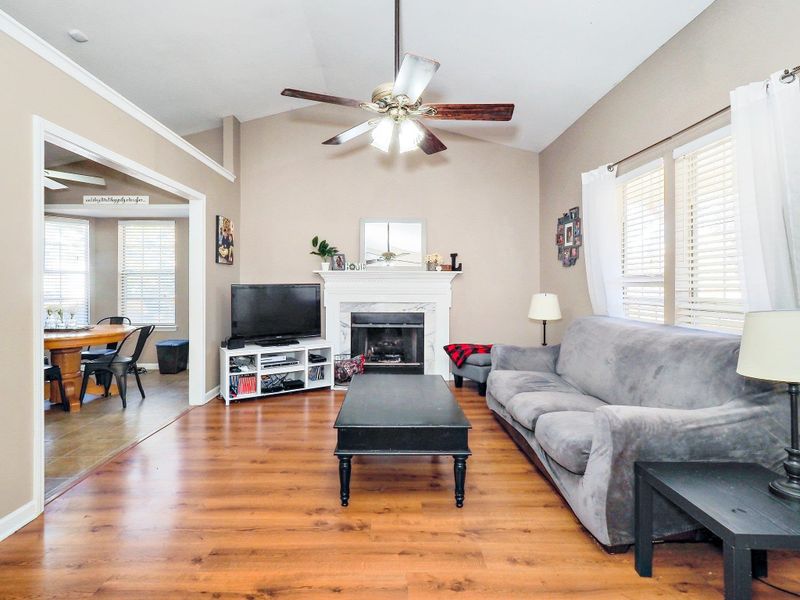 316 Wolfbridge Rd, Holly Springs, NC 27540