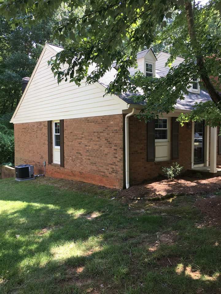 3160 Morningside Dr, Raleigh, NC 27607