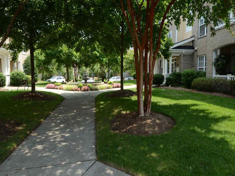 3161 Hemlock Forest Cir #303, Raleigh, NC 27612
