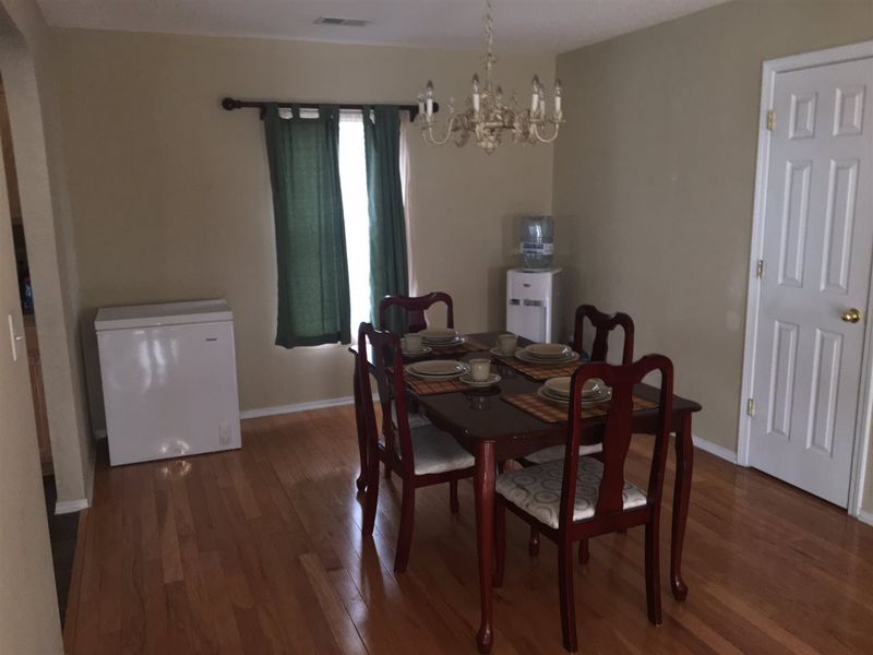 3164 Varcroft Rd, Knightdale, NC 27545