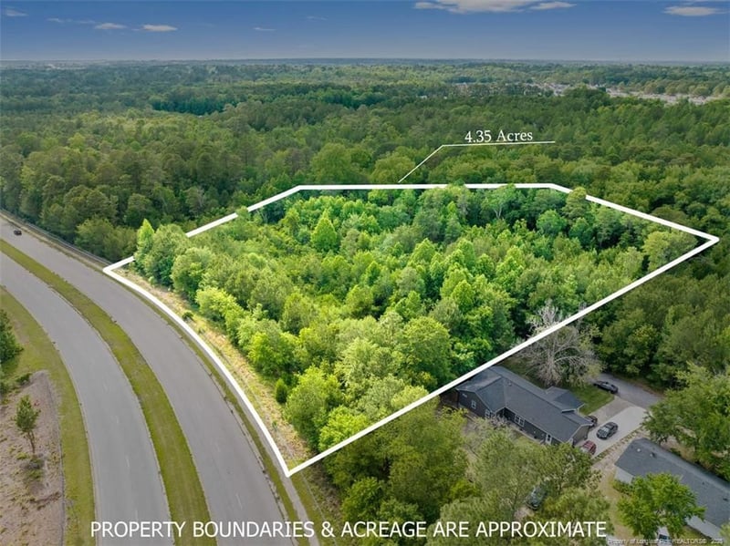 3165 George Owen Rd, Fayetteville, NC 28306