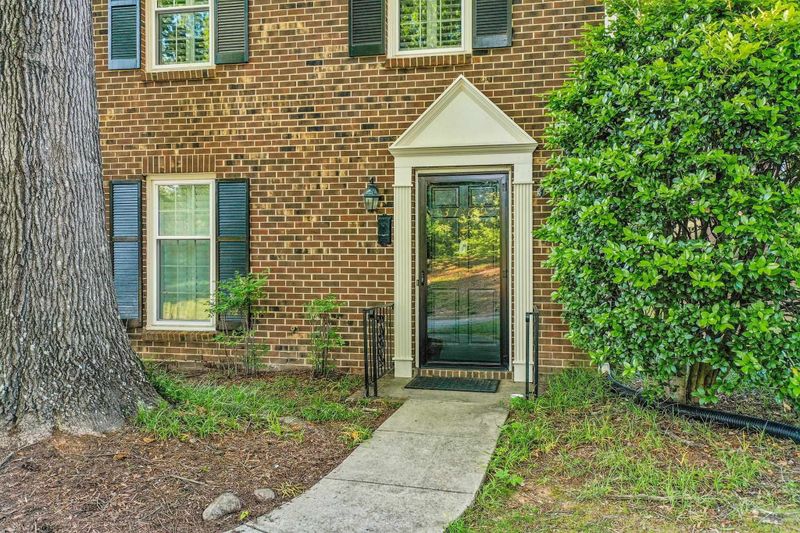 3169 Morningside Dr, Raleigh, NC 27607