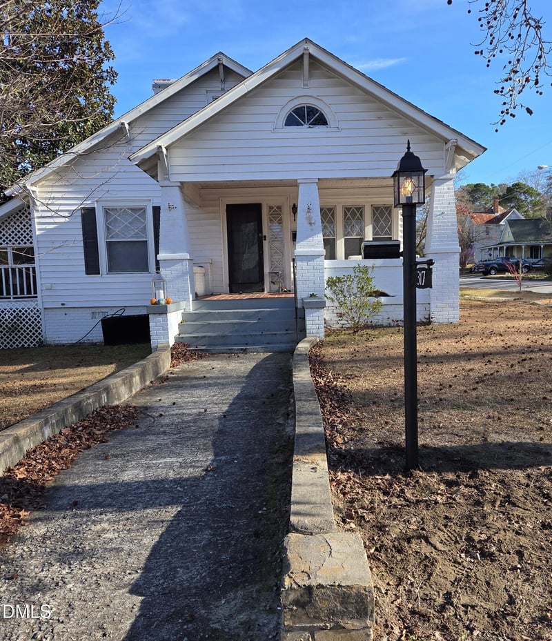 317 4th St, Smithfield, NC 27577