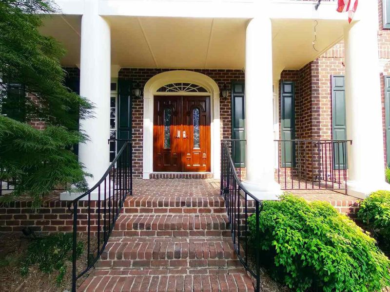 317 Bailey Ridge Dr, Morrisville, NC 27560