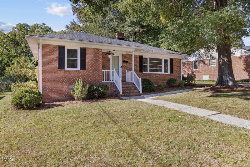 317 Clayton Ave, Roxboro, NC 27573