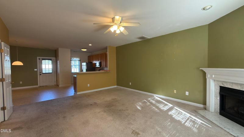 317 Commons Dr, Holly Springs, NC 27540