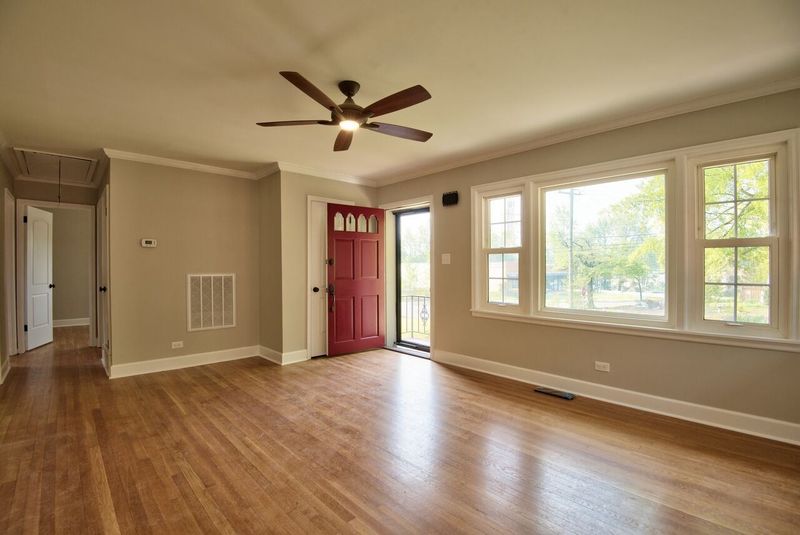 317 Dacian Ave, Durham, NC 27701