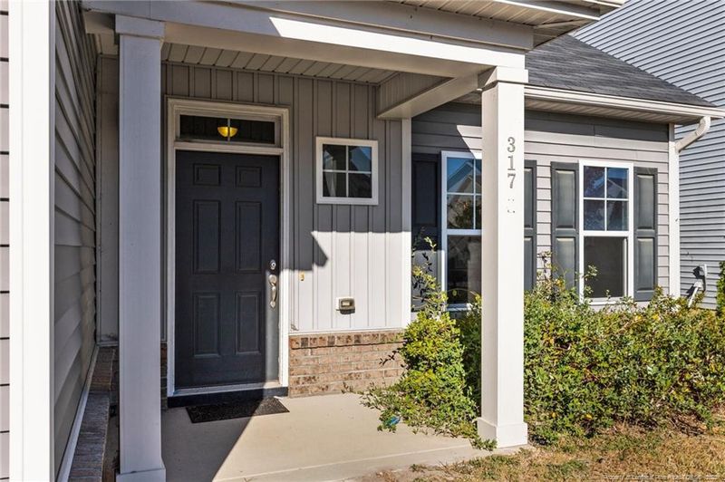 317 Derby Ln, Hope Mills, NC 28348