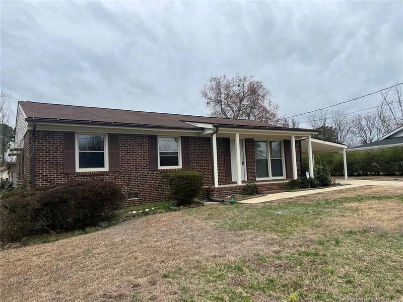 317 Desmond Dr, Fayetteville, NC 28314
