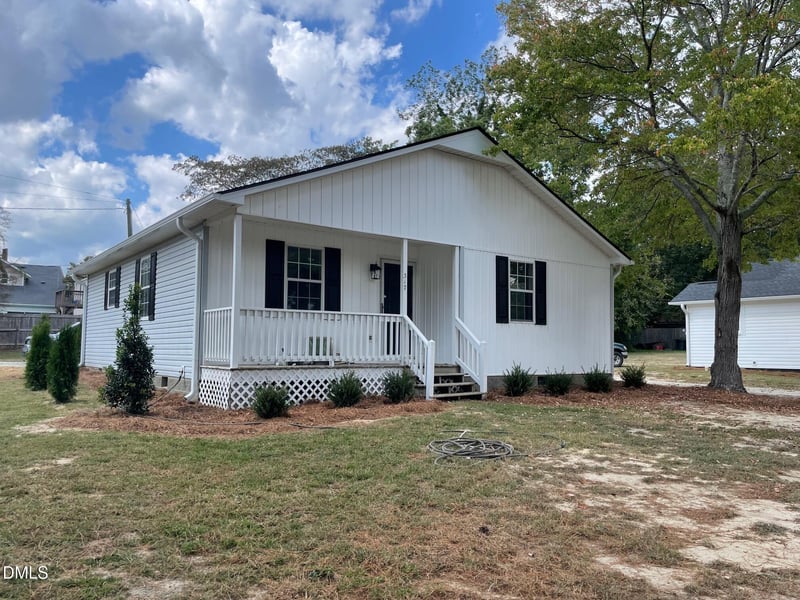 317 Dunn St, Angier, NC 27501