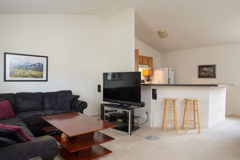 317 Gladstone Dr, Durham, NC 27703