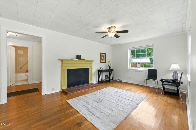 317 Greenwood Dr, Durham, NC 27704