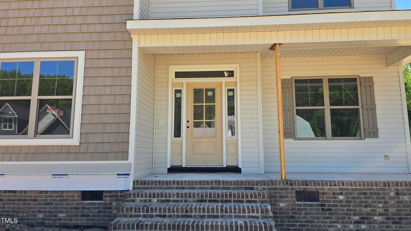 317 Hampshire Ct, Four Oaks, NC 27524