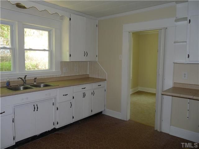 317 High St, Roxboro, NC 27573