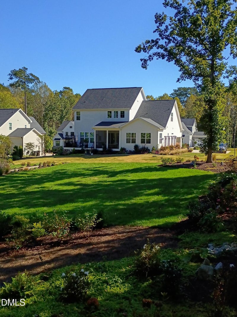317 Inwood Forest Dr, Raleigh, NC 27603