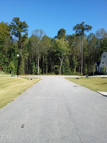 317 Inwood Forest Dr, Raleigh, NC 27603