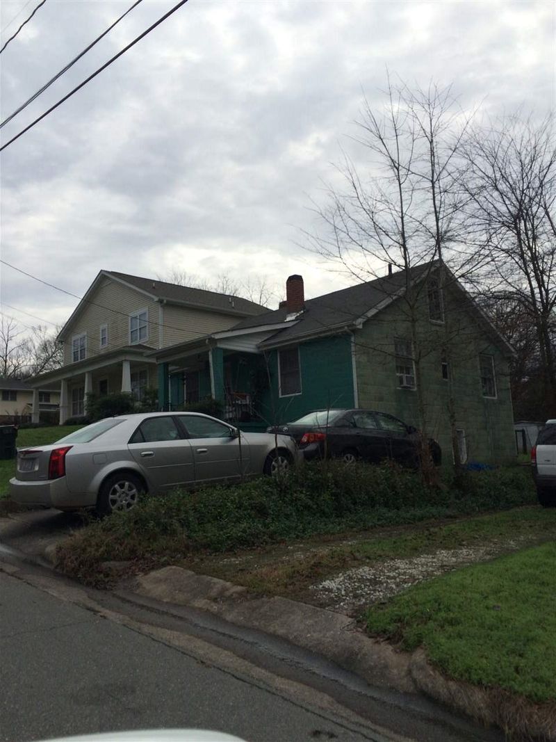 317 Lindsay St, Chapel Hill, NC 27514