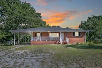 317 Longview Dr, Fayetteville, NC 28311